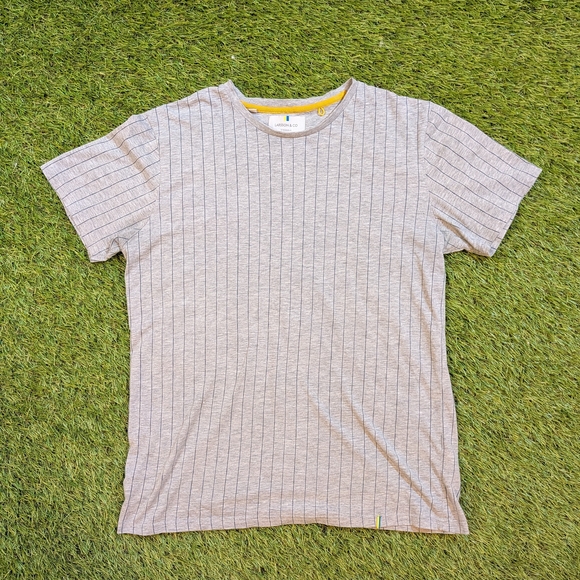 larrson and co Other - Men's Light Gray Pinstripe Crewneck T-Shirt Sweden Designed Y2k Baggy Good Fit